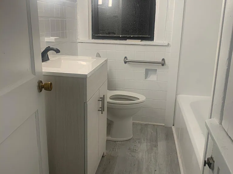 5856 Alderson St #2 — Photo 6