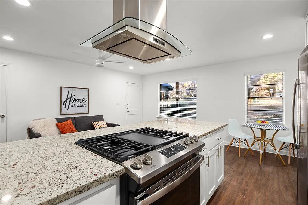 1 bed, 1.0 bath, 650 sqft, $1,400 — Photo 3