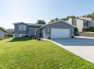 1504 3rd Ave NE, Mandan, ND 58554