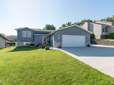 1504 3rd Ave NE, Mandan, ND, 58554