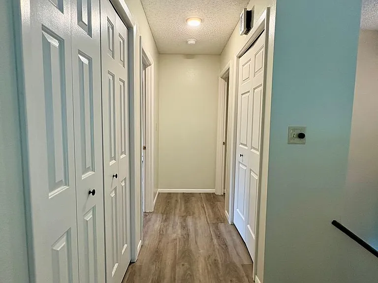 1309 Overhill Dr — Photo 11