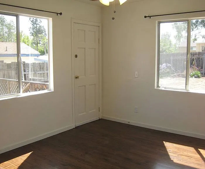 4810 Parks Ave — Photo 11