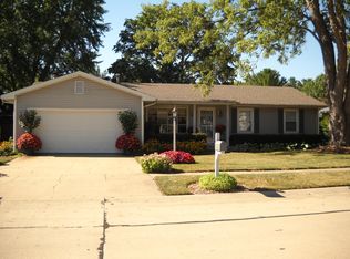 2305 Branch Rd, Champaign, IL 61821