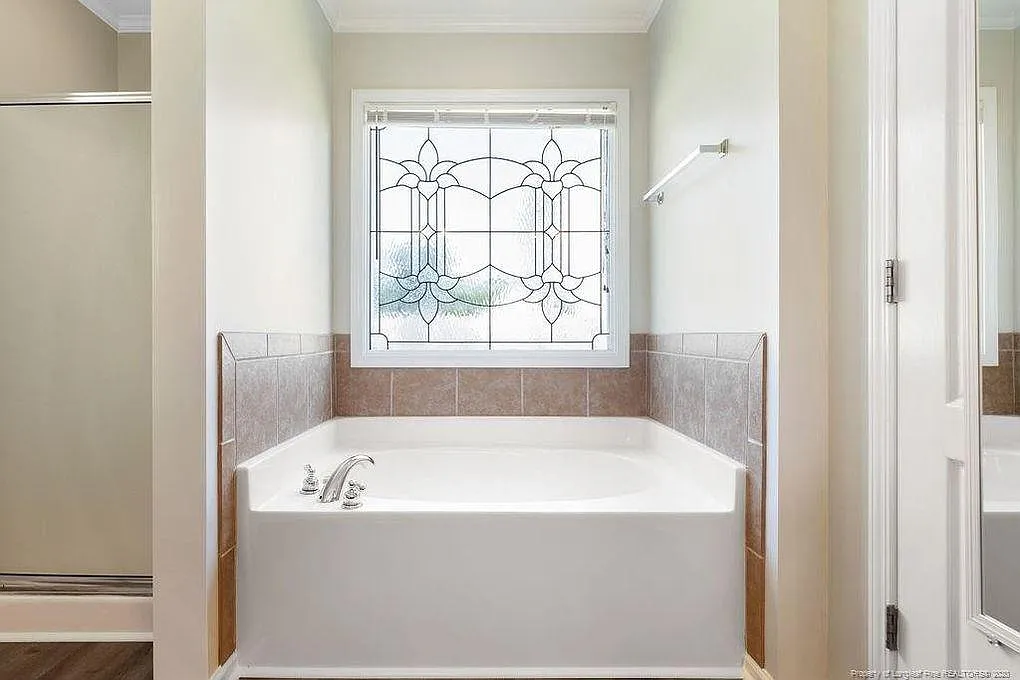 106 Carolina Oaks Cir — Photo 1