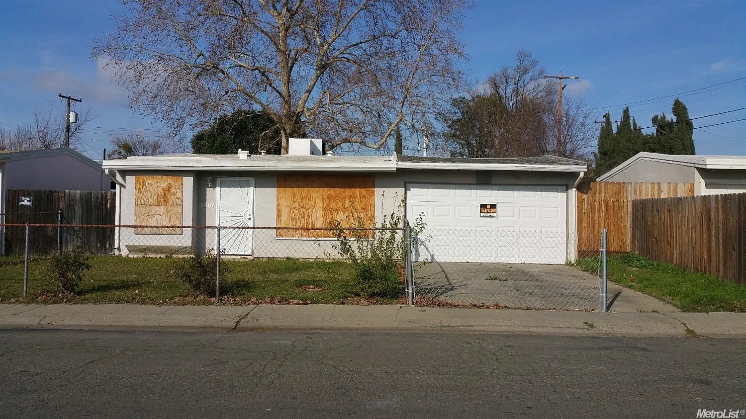 5261 McKellar Ave photo 1