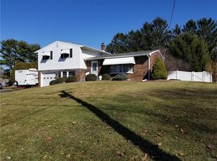 246 Butztown Rd, Bethlehem, PA 18020
