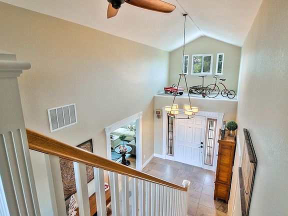 4th image of 85 Franks Dr