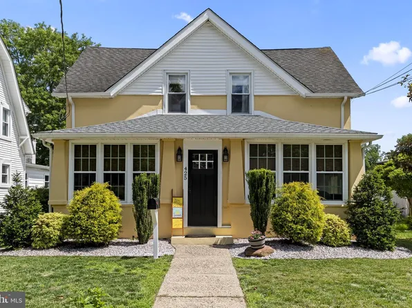 425 Florence Ave, Pitman, NJ 08071