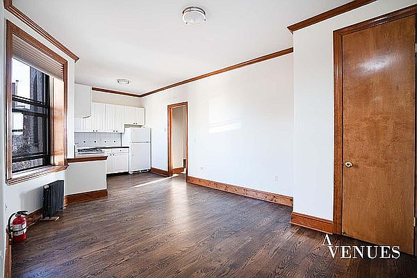 1st image of 190 15th St #1B