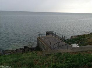 33128 Lake Rd, Avon Lake, OH 44012