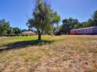 3330 Twin Lakes Dr, Loomis, CA 95650