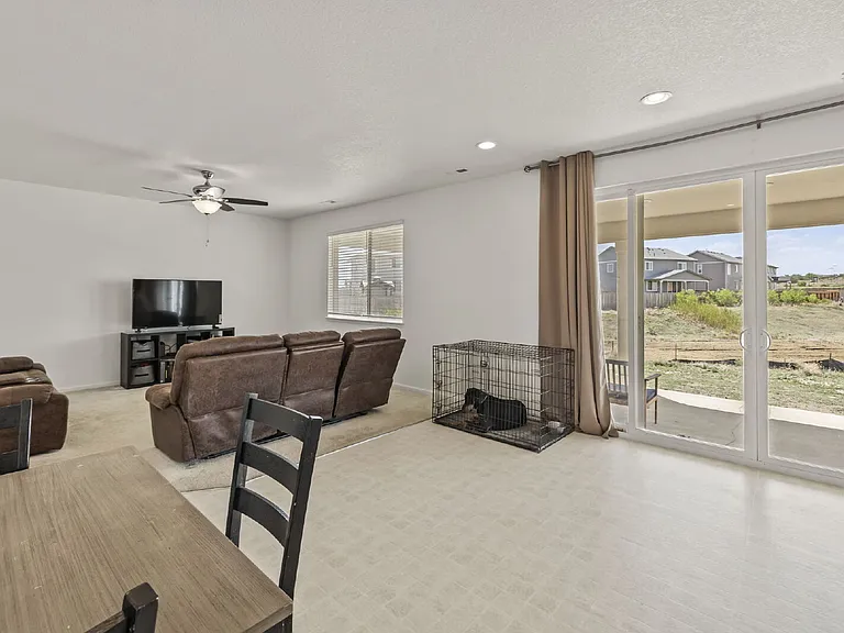 3315 Bella Luna Dr — Photo 11