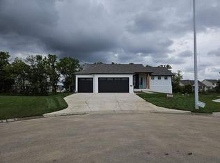 2501 N Emerald Ct, Andover, KS 67002