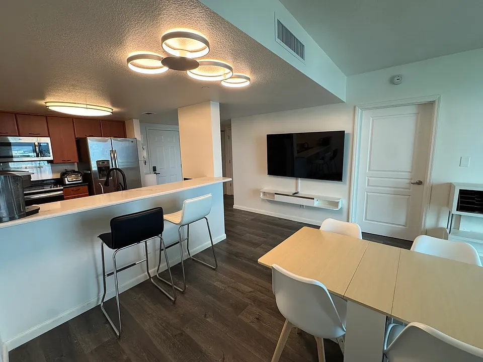 300 S Duval St #1810