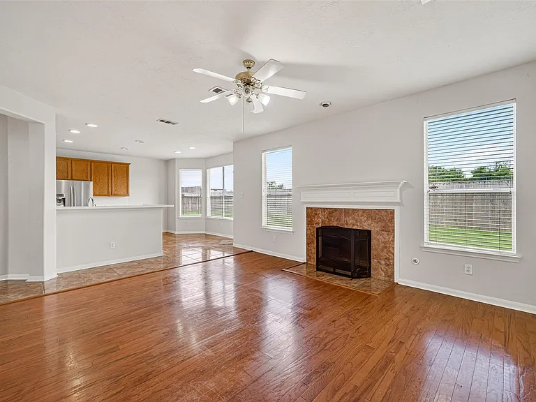 14603 Bladenboro Dr — Photo 14