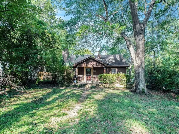 1028 Pecan St, Clarkston, GA 30021