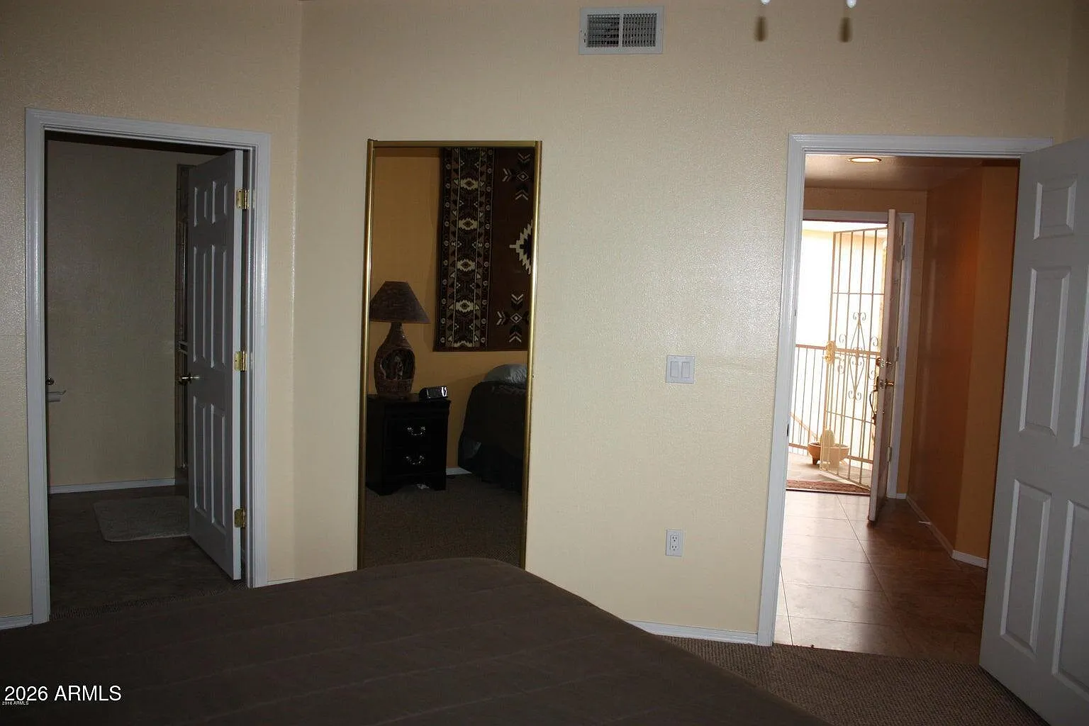 2 bed, 2.0 bath, 1037 sqft, $1,800 — Photo 3