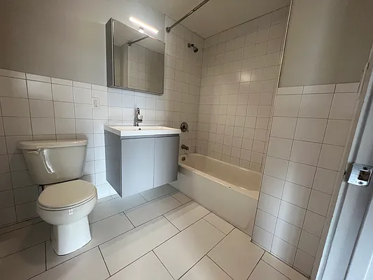 Rented by MADEHOME | media 10