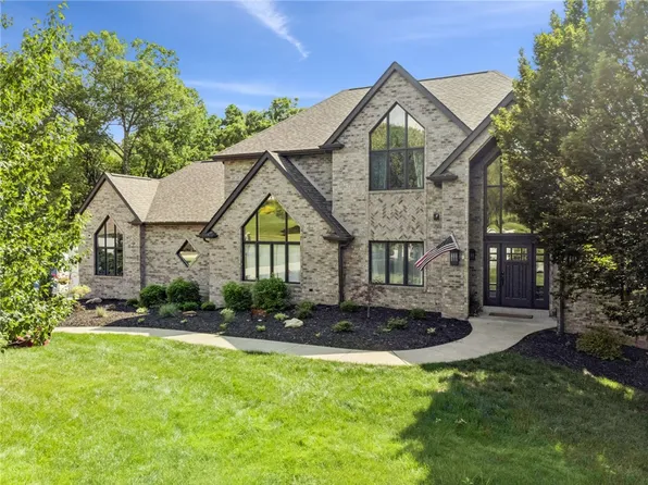 421 Lenox Ct, Gibsonia, PA 15044