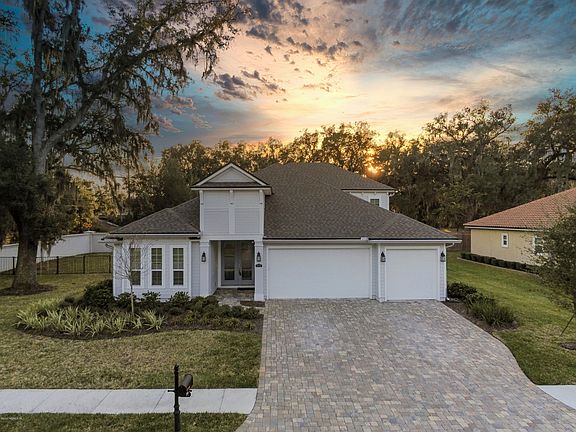 2nd image of 2772 Chapman Oak Dr