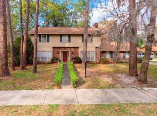 5447 Oak Bay Dr, Jacksonville, FL 32277