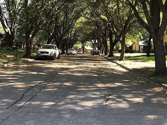 5th image of 6401 Faircove Cir