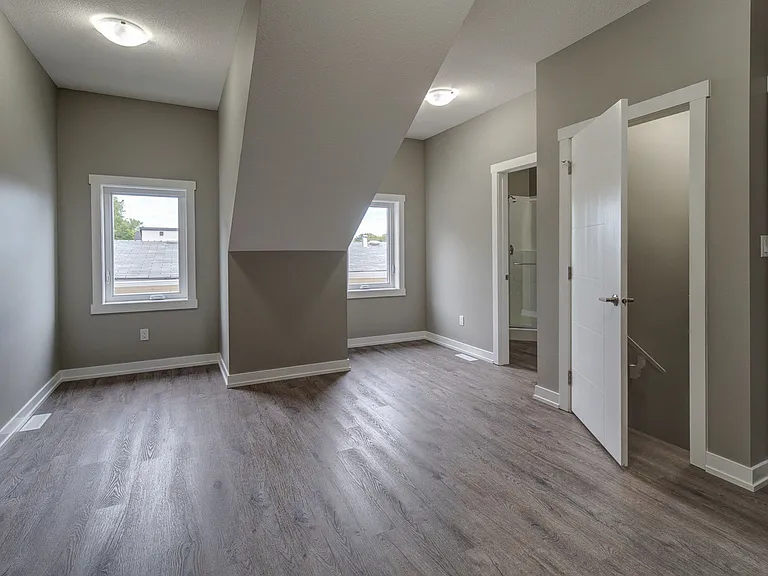 10219 146th St NW — Photo 12