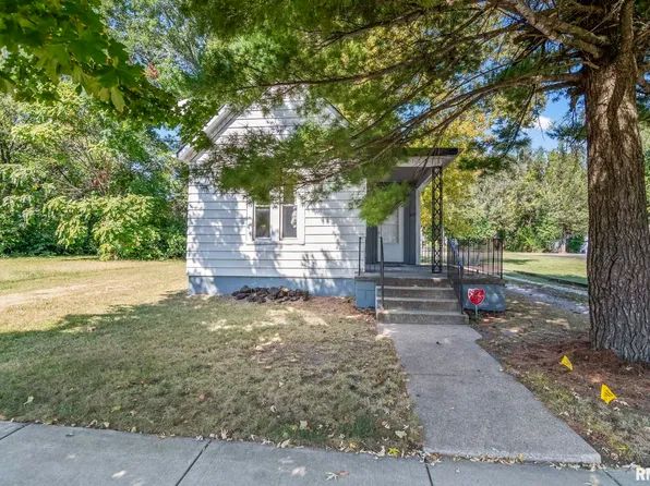 1221 S Grand Ave E, Springfield, IL 62703