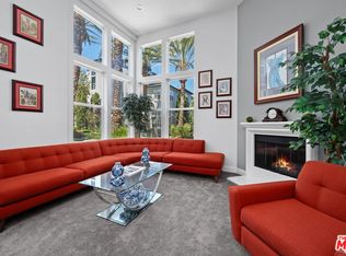 5800 Seawalk Dr APT 2, Playa Vista, CA 90094