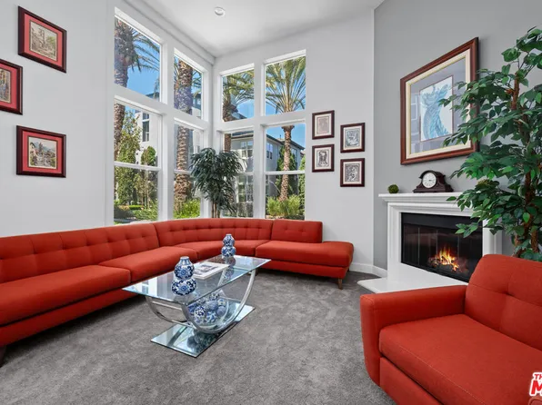 5800 Seawalk Dr APT 2, Playa Vista, CA 90094