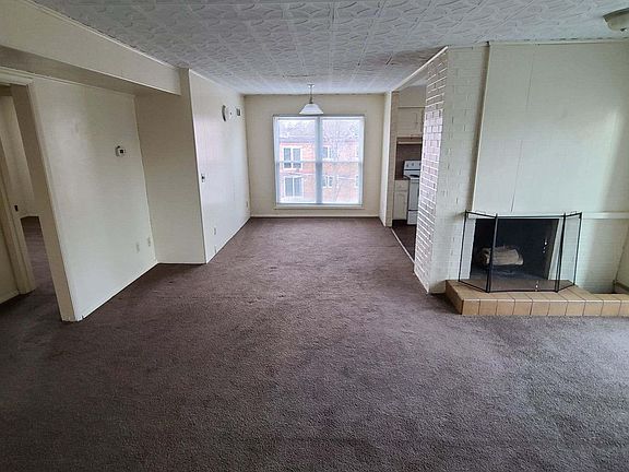 2nd image of 1715 Mears Ave
