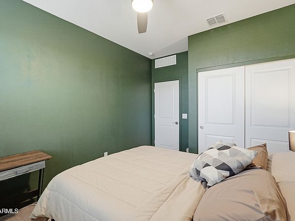 5th image of 16058 W SMOKETREE Drive