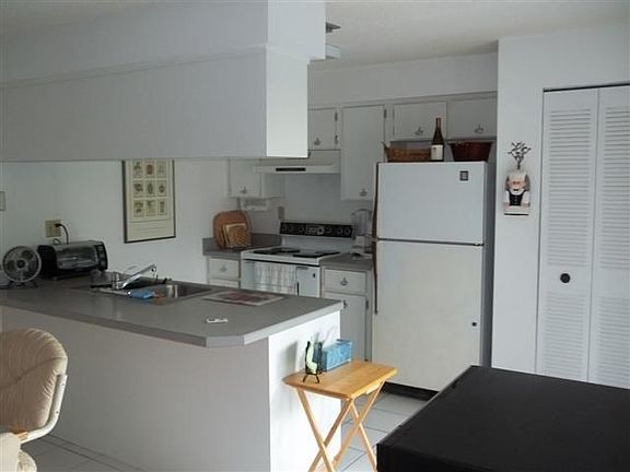 4th image of 3313 River Villa Way