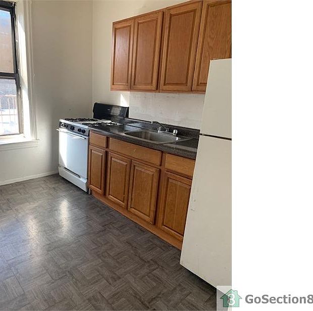 1st image of 9016 171st St APT 4E