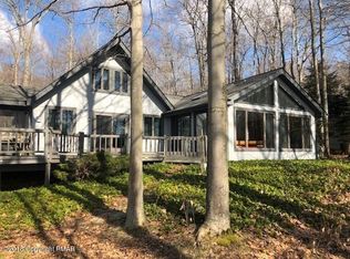 1265 Ranger Trl, Pocono Lake, PA 18347