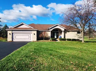 5944 Lohr Lake Dr, Ann Arbor, MI