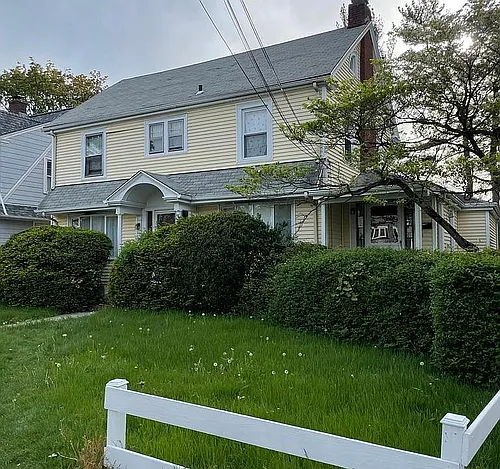 1732 Whitney Ave #1 Photo 1