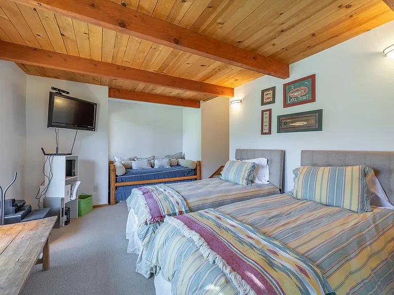 1466 Juniper Mountain Rd — Photo 34