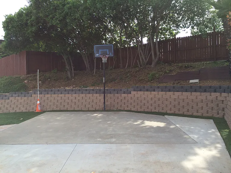5060 Leo St — Photo 2