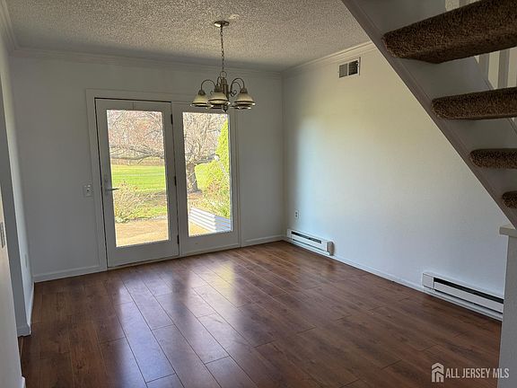 4th image of 492 Delair Rd #C