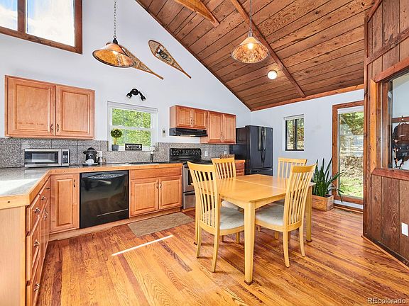 Kitchen and dinning area