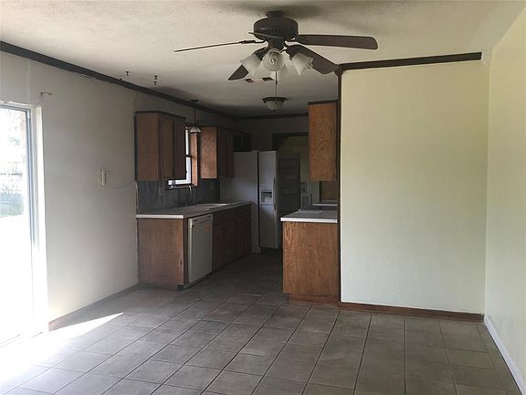 4th image of 607 N 19th St