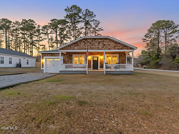 3rd image of 333 N Dyson Street