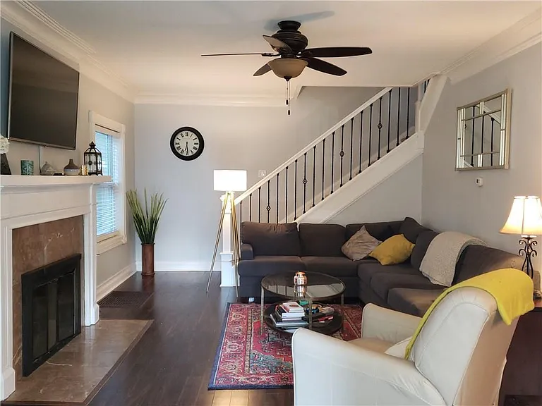 4543 Carrollton Ave — Photo 5