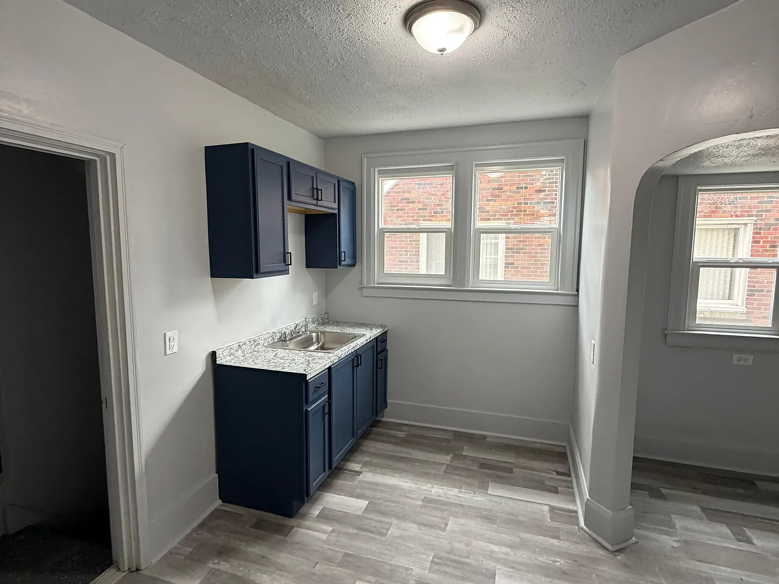 14720 Winthrop St — Photo 4