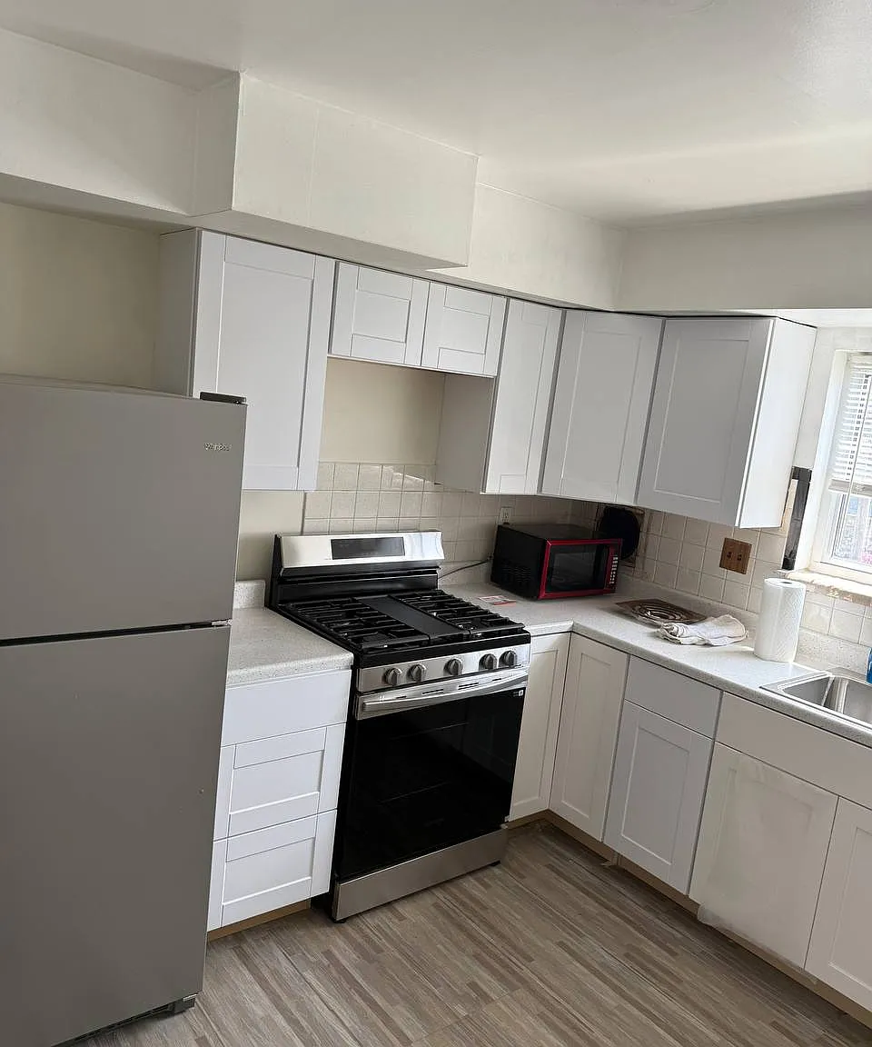 3 bed, $1,850 — Photo 4