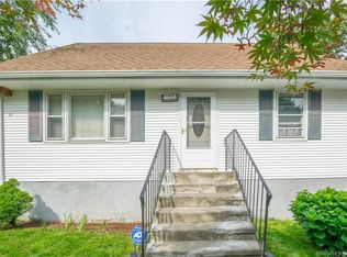 1135 Chopsey Hill Rd, Bridgeport, CT 06606