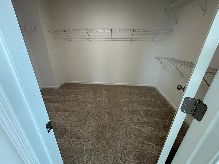 103 Sprenger St — Photo 34