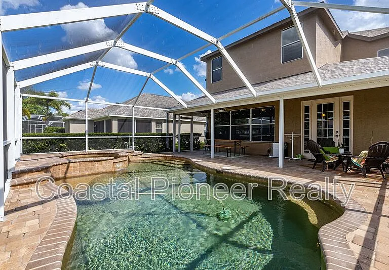 9524 Greenpointe Dr — Photo 17