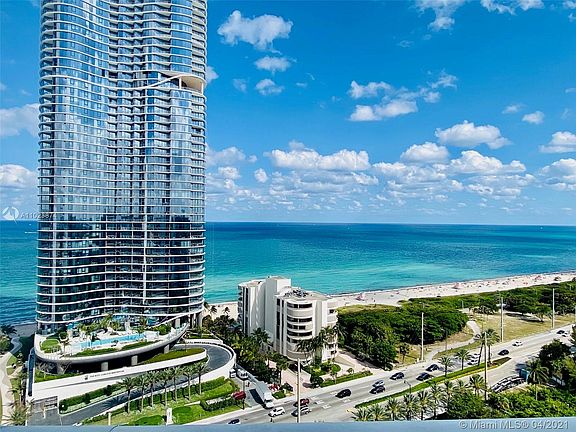 5th image of 100 Bayview Dr Penthouse 6